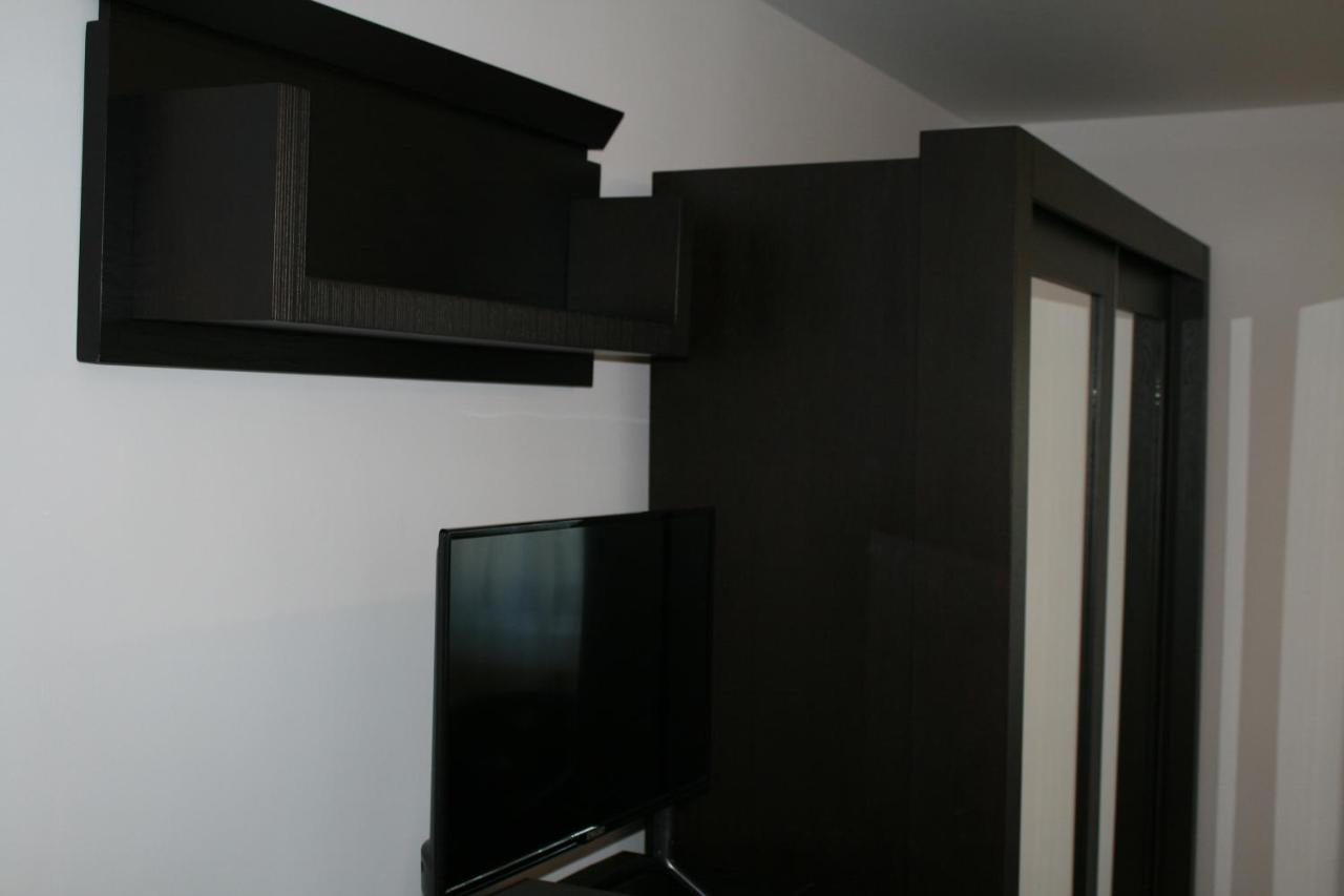 Penthouse Daniela - 3 Rooms In A Spacious Central Apartment เตอร์กู-มูเรช ภายนอก รูปภาพ
