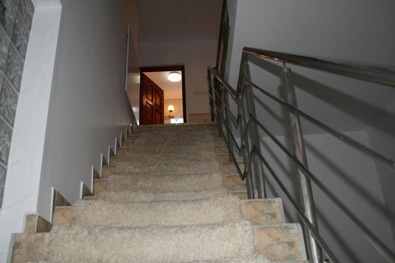 Penthouse Daniela - 3 Rooms In A Spacious Central Apartment เตอร์กู-มูเรช ภายนอก รูปภาพ