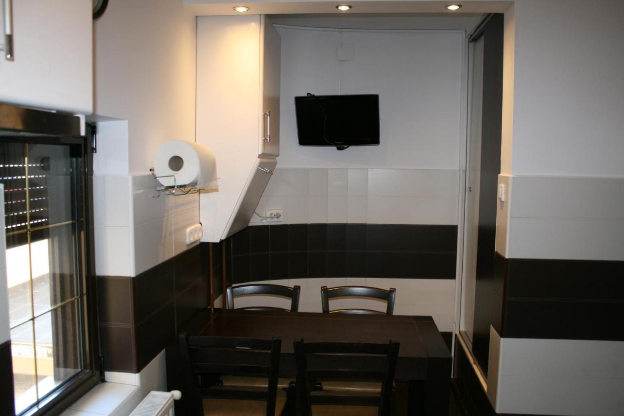 Penthouse Daniela - 3 Rooms In A Spacious Central Apartment เตอร์กู-มูเรช ภายนอก รูปภาพ